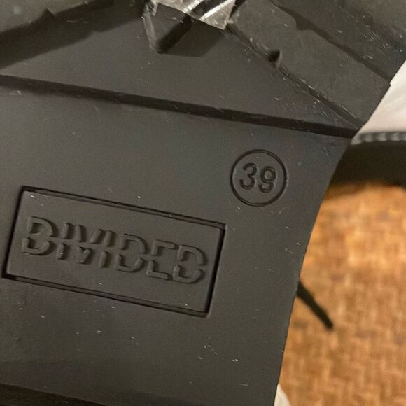 Divided NWOB white platform lace up combat boots size 39 - Picture 10 of 11